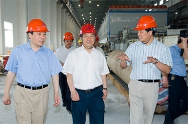 2007年5月25日，時任全國政協(xié)常委、經(jīng)濟委員會副主任、中國包裝聯(lián)合會會長石萬鵬一行來公司視察