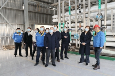 2022年12月15日，時任浙江省發(fā)展改革委黨組成員、副主任吳紅梅蒞臨景興紙業(yè)調研企業(yè)用能、節(jié)能工作